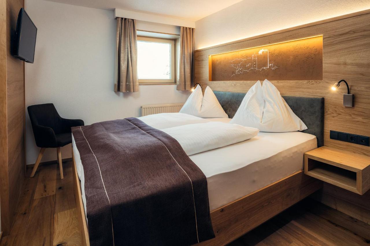 Post Hotel