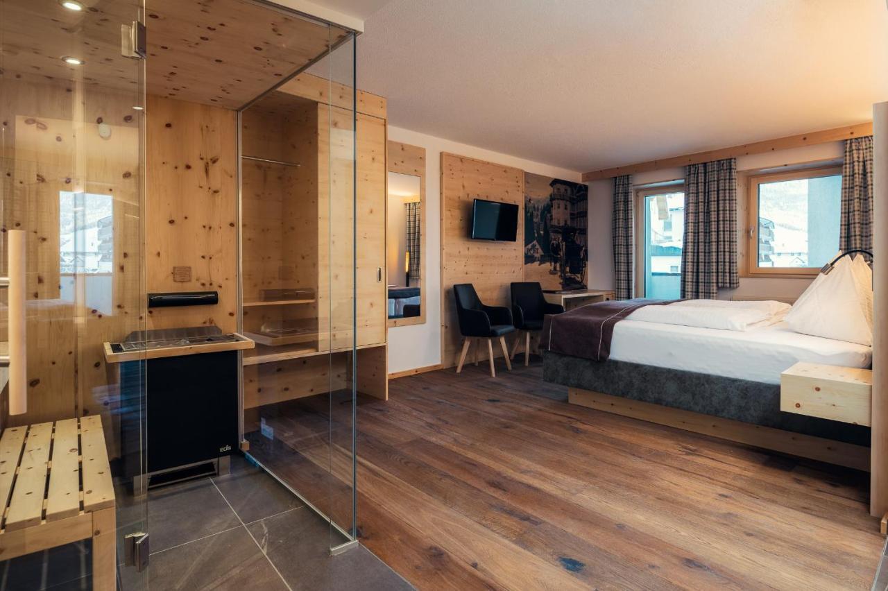 Hotel Post 4*