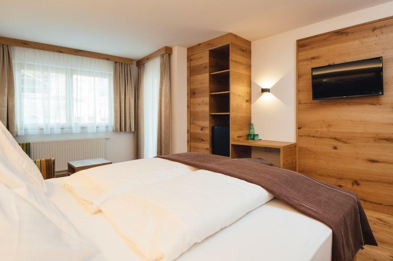 Post Hotel